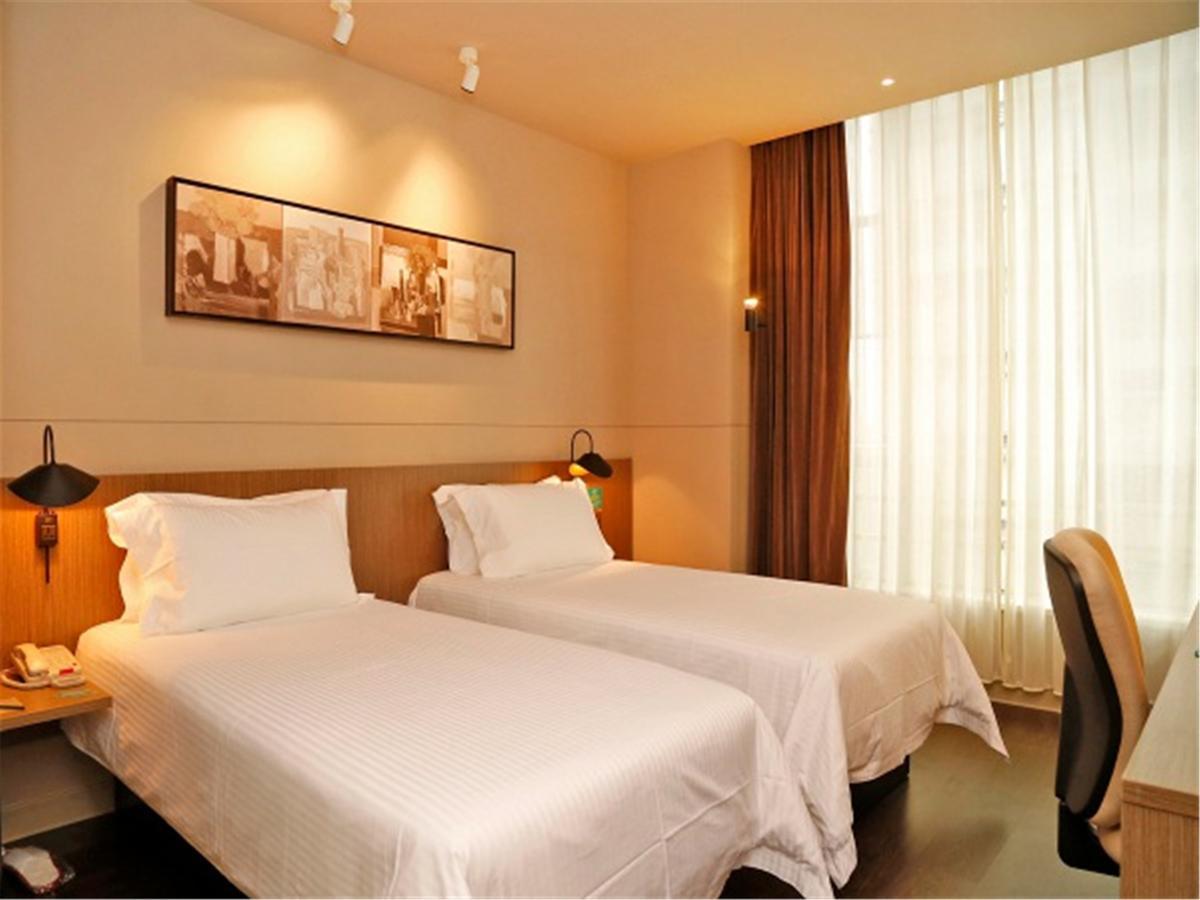 Jinjiang Inn Selected Shenzhen Huanggang Port Huangcheng Plaza Bagian luar foto
