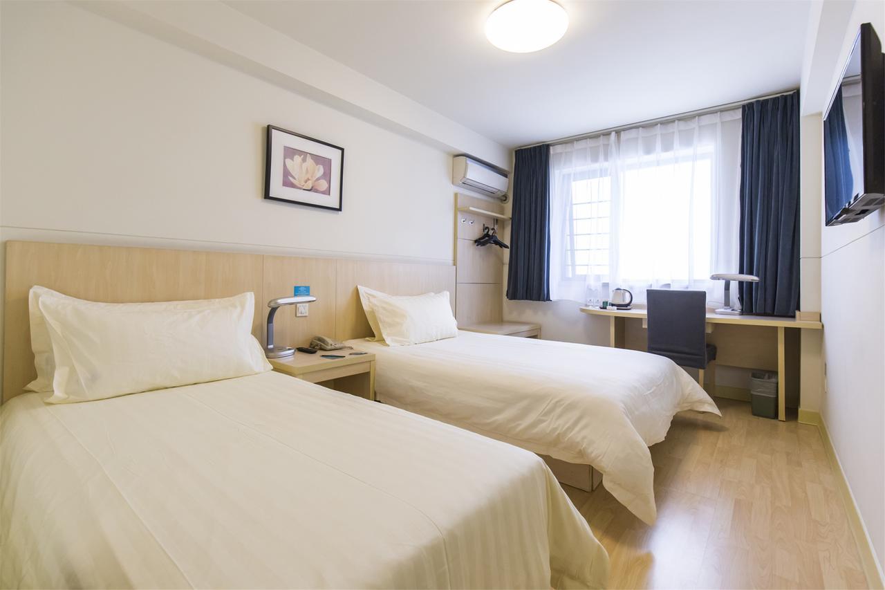 Jinjiang Inn Selected Shenzhen Huanggang Port Huangcheng Plaza Bagian luar foto
