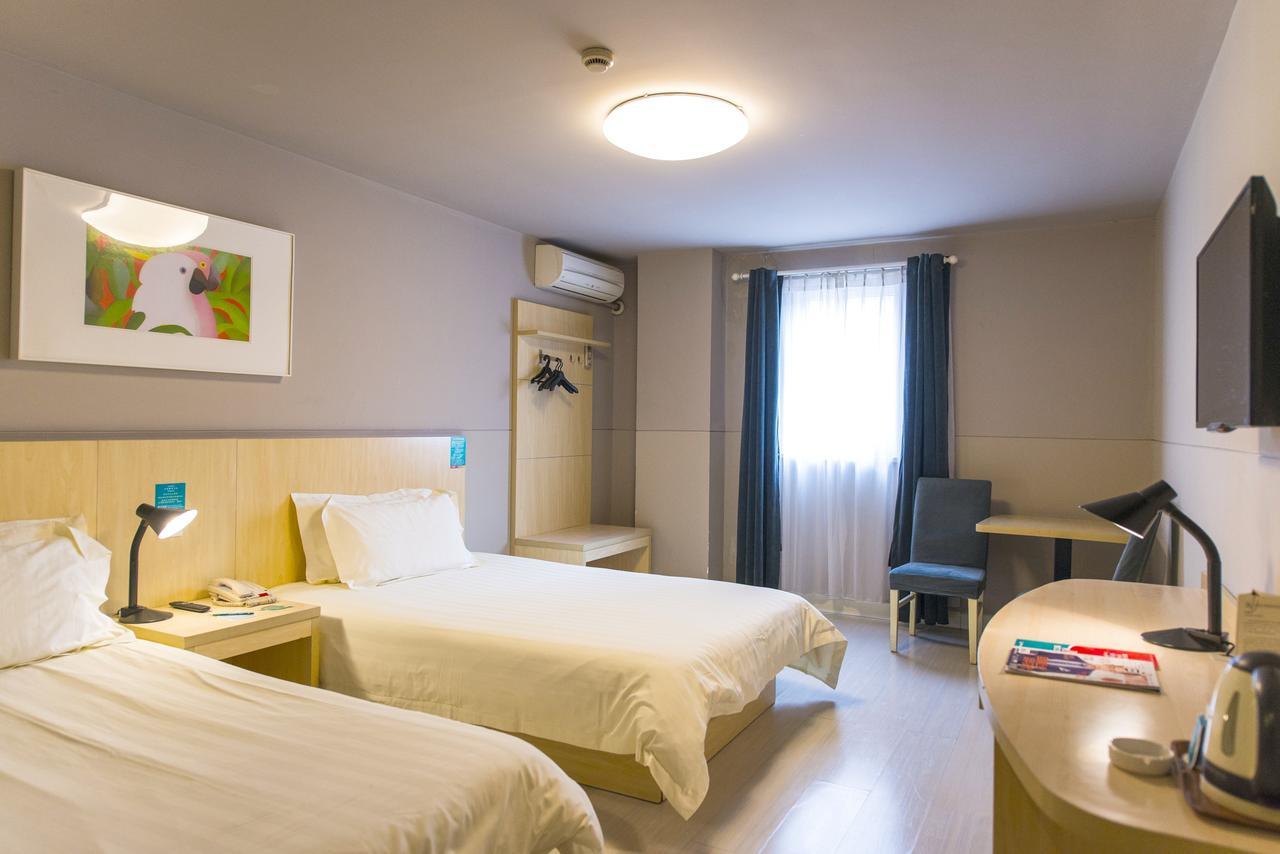 Jinjiang Inn Selected Shenzhen Huanggang Port Huangcheng Plaza Bagian luar foto