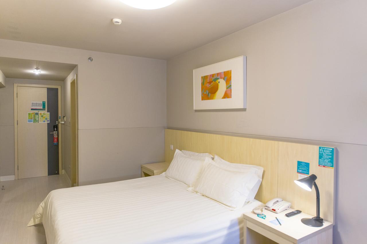Jinjiang Inn Selected Shenzhen Huanggang Port Huangcheng Plaza Bagian luar foto