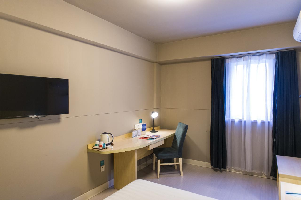 Jinjiang Inn Selected Shenzhen Huanggang Port Huangcheng Plaza Bagian luar foto