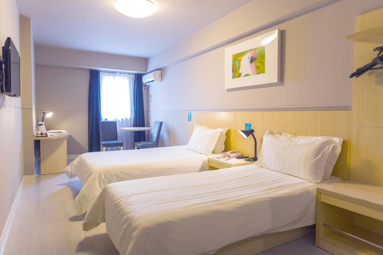 Jinjiang Inn Selected Shenzhen Huanggang Port Huangcheng Plaza Bagian luar foto